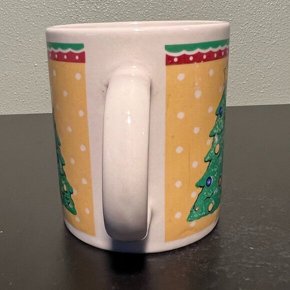 Vintage Gibson Gold Star-Topped CHRISTMAS TREE Ceramic Coffee Mug  ~ Tannenbaum - Picture 4 of 8